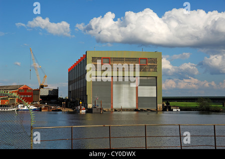 Hitzler Werft im Hafen von Lauenburg an der Elbe, Lauenburg, Schleswig-Holstein Stockfoto