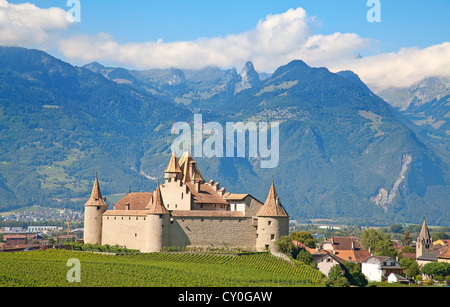 Berühmtes Schloss Chateau d ' Aigle im Kanton Waadt, Schweiz Stockfoto
