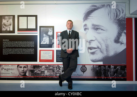 Swansea University Professor Chris Williams, der The Richard Burton Diaries Buch herausgab, die im Oktober 2012 ins Leben gerufen wurde. Stockfoto