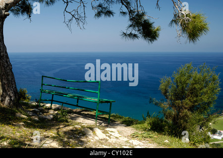 Blick auf das Meer, Akamas Halbinsel Bäder der Aphrodite Spaziergang Chrysochou Bucht in der Nähe von Polis Stockfoto