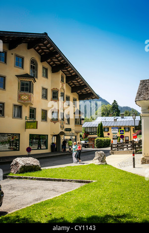 Österreichischen Dorf von Kitzbühel in Tirol Stockfoto