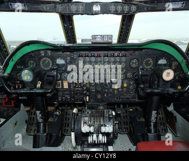 Cockpit der b-52 Flugzeug. Stockfoto