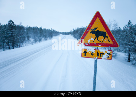 Warnschild in Finnland Stockfoto