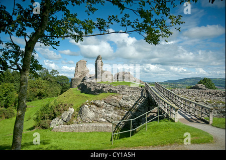 Das 13. Jahrhundert Ruinen von Montgomery Burg auf dem Burgberg, Powys, Mid Wales, Vereinigtes Königreich.  SCO 8694 Stockfoto