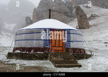 Ger oder Jurte, Ger-Camp, Tärelsch Nationalpark, Mongolei Stockfoto