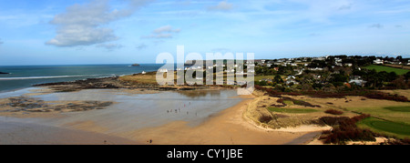 Zerklüftete Küste, Padstow Bay, Padstow Stadt, Grafschaft Cornwall, England, UK Stockfoto