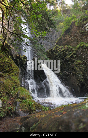 Plodda Falls Wasserfall, Tomich, in der Nähe von Glen Affric, in den schottischen Highlands Inverness-Shire, Scotland UK Großbritannien Stockfoto