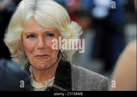 Camilla, Herzogin von Cornwall besucht Marlborough in Wiltshire. Stockfoto