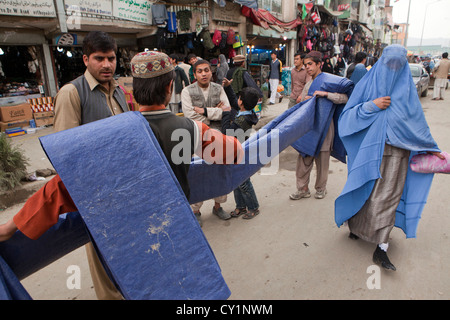 Frauen in Burka, Kabul, afghanistan Stockfoto