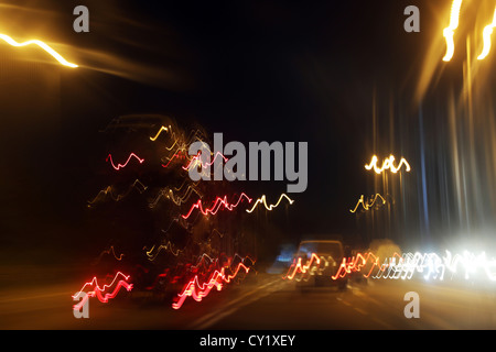 Abstrakte Lichter auf der Autobahn bei Nacht England Stockfoto