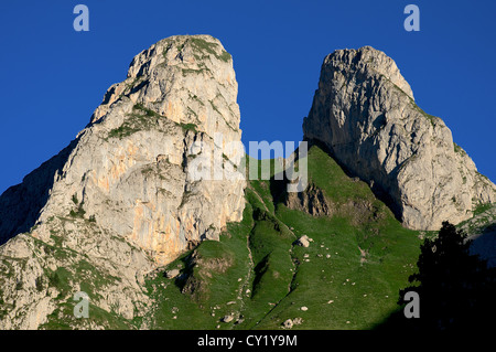 Les Jumelles (The Twins) Gipfel in den Schweizer Alpen Stockfoto