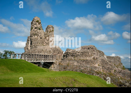 Das 13. Jahrhundert Ruinen von Montgomery Burg auf dem Burgberg, Powys, Mid Wales, Vereinigtes Königreich.  SCO 8714 Stockfoto