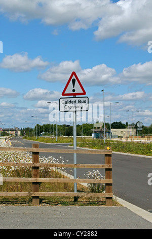 Die geführte Bus-Art, die Cambridge und St Ives in Cambridgeshire England verbindet. Stockfoto