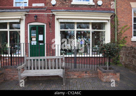 Paul Burrell Blumen & Geschenke, Farndon, Cheshire, England, Vereinigtes Königreich. Burrell ist der ehemalige Butler, Diana, Princess of Wales. Stockfoto