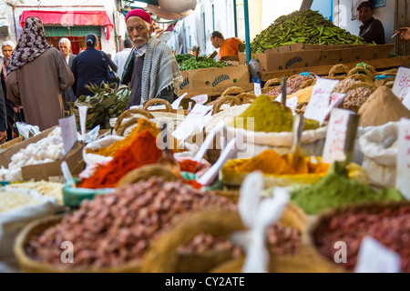 Gewürze in der Medina, Tunis, Tunesien Stockfoto