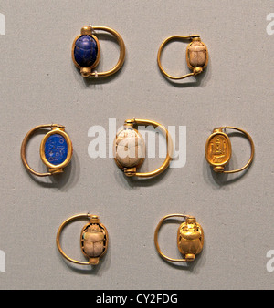 Gold Finger Ringe Dynastie 18 1479 – 1425 v. Chr. Theben Wadi Gabbanat el-Qurud ausländischen Ehefrauen Thutmosis III Ägypten Stockfoto