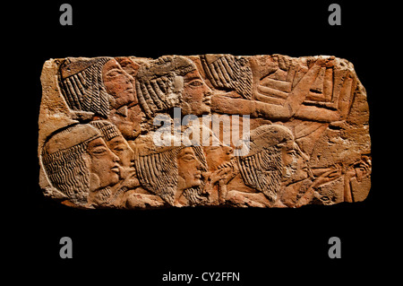 Relief-Fragment zeigt die König Pharao Echnaton 18 Dynastie 1353 – 1336 v. Chr. Ägypten Ägypten Stockfoto