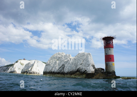 Blick auf den Nadeln und Leuchtturm Stockfoto