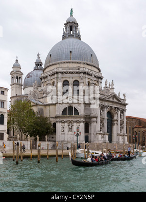 Die Basilica di Santa Maria della Salute (St. Mary of Health) in Venedig Stockfoto