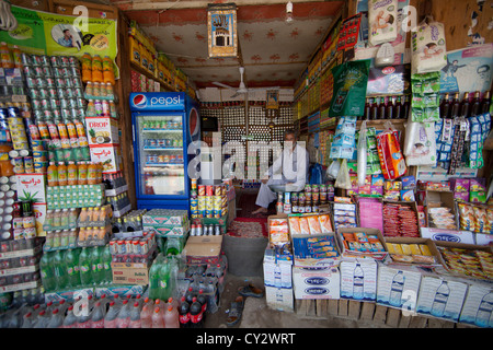 Ladenbesitzer in Kabul, Afghanistan Stockfoto