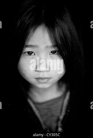 Mädchen aus dem schwarzen Hmong-Stamm, Sapa, Vietnam Stockfoto