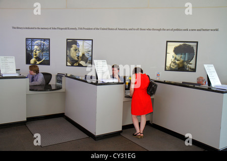 Boston Massachusetts, South Boston, JFK, John F. Kennedy Presidential Library & Museum, Lobby, Eintritt, MA120821018 Stockfoto