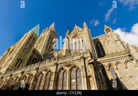 Truro Kathedrale im südlichen Bereich von St. Mary's Street Truro England, Großbritannien. April 2012 Stockfoto
