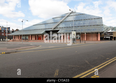 Blick Richtung Westen zum St Enoch Einkaufszentrum am St Enoch Square im Stadtzentrum von Glasgow, Schottland, Großbritannien Stockfoto