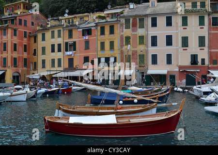 Portofino Hafen, Portofino, Genua, Nord-Italien. Stockfoto