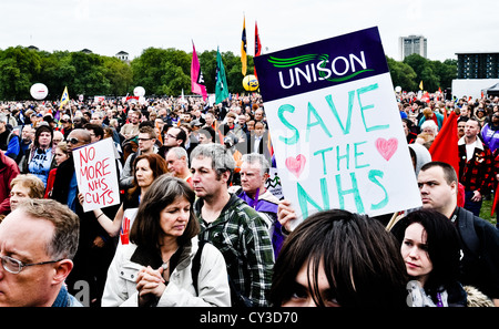 20.10.12 LONDON: ein Plakat an der Anti-Schnitten A Future, dass Werke TUC Kundgebung im Hyde Park. Stockfoto