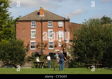 Das Old Mill House Hotel in Harnham Bezirk von Salisbury, Wiltshire, UK. Stockfoto