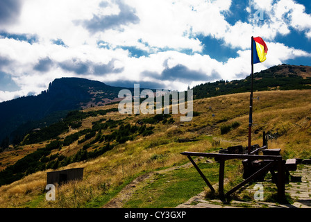 Landschaft in den Bergen Ceahlau während der Herbstsaison Stockfoto