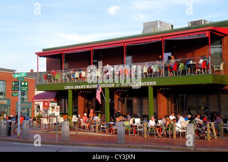 Maine Freeport, Main Street, Highway Route 1, Linda Bean's Maine Kitchen & Topside Tavern, Restaurants, Restaurants, Restaurants, Restaurants, Cafés, Seitenwände im Freien Stockfoto