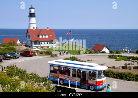 Portland Maine, Cape Elizabeth, Portland Head Light, Leuchtturm, Keeper's Quarters, Fort Ft. Williams Park, Trolley, Casco Bay, Atlantischer Ozean, Wasser, ME1208260 Stockfoto