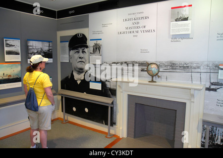 Portland Maine, Neuengland, Cape Elizabeth, Portland Head Light, Leuchtturm, Fort Ft. Williams Park, Museum, Ausstellungsausstellung Sammlung, Senior Stockfoto