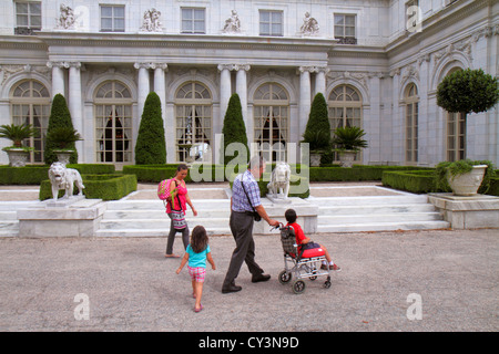 Rhode Island Newport, Bellevue Avenue, Rosecliff 1902, Vanderbilt, Herrenhäuser aus dem Vergoldeten Zeitalter, Museum, Newport Preservation Society, Familienfamilien, Eltern Stockfoto