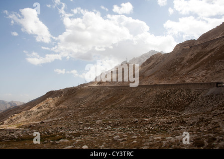 Salang pass der einzige Verbindungsweg von Land im Norden von Afghanistan aus Kabul. Stockfoto