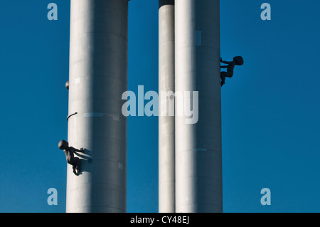 Crawling Baby Skulpturen auf Zizkov Tower in Prag, Tschechische Republik Stockfoto