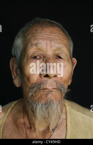 Mann Freiheit Portrait Alter Besetzung tibetischen invasi Stockfoto