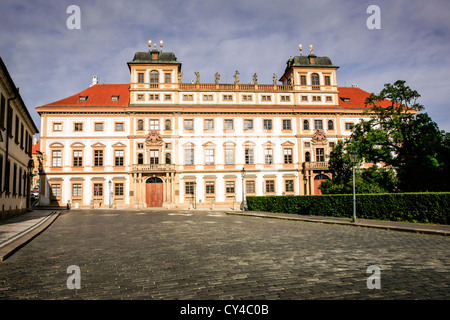 Toskana-Palast - Masaryk-Halle in der Nähe der Burg in rague Stockfoto