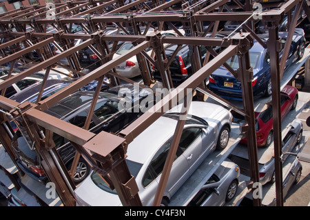 Aufzug, Parkgarage in Chelsea - New York City, USA Stockfoto