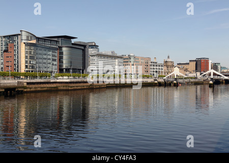 Moderne Bürogebäude im International Financial Services District, Broomielaw, Glasgow City Centre, Schottland, Großbritannien Stockfoto