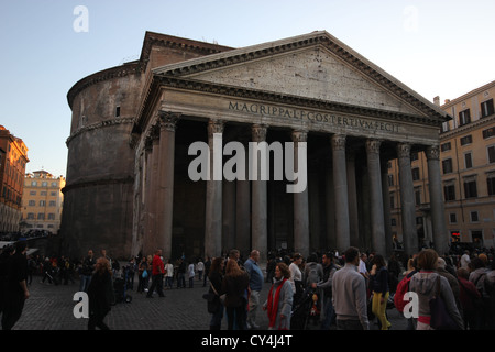 ein schönes Foto von Pantheon, Geschichte, Reisen, Tourismus, Rom, Italien, berühmten Denkmal, historische Gebäude, Photoarkive Stockfoto