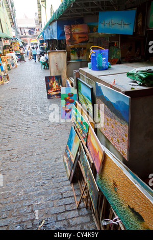 Verkauf von Bildern in den Straßen von Rangun, Myanmar Stockfoto