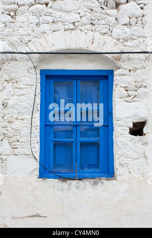 Alte blaue Holzfenster Stockfoto