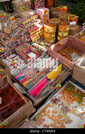 Süßigkeiten zum Verkauf auf Jamaika Markt in Colonia Jamaika im Venustiano Carranza Stadtteil von Mexiko-Stadt Stockfoto