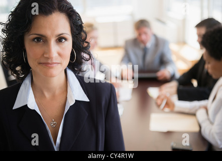 USA, New Jersey, Jersey City, Porträt von Büroangestellten Stockfoto