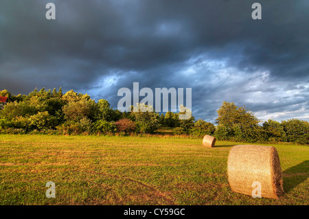 Vor dem Sturm - Schuss von einem dunklen Himmel vor Sturm Stockfoto