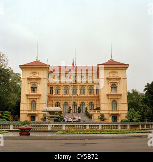 Präsidentenpalast in Hanoi in Vietnam in Fernost Südostasien. Regierung Architektur Geschichte politische Macht Kultur historische Reisen Stockfoto