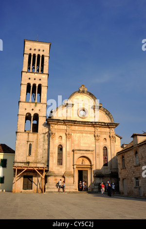 Kroatien, Insel Hvar, Stadt Hvar, Stephansplatz, Kathedrale Stockfoto